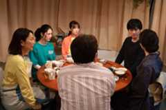 門倉久美子（羽田美智子）、門倉結月（北香那）、門倉美咲（泉里香）、片瀬清人（中村俊介）、門倉正子（松原智恵子）、門倉和彦（天野ひろゆき）