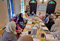 عکس؛ کتاب «دوباره فکر کن» در فرهنگخانه ایروانی نقد و بررسی شد