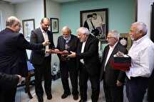 عکس؛ دیدار سرپرست سازمان فرهنگی هنری با خانواده شهید عراقی