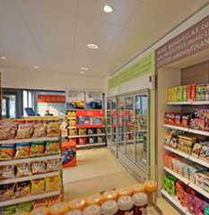 学校超市品种齐全