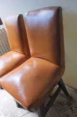 カヤバ珈琲の椅子