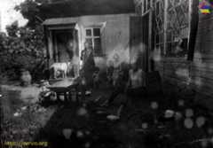 Yard in the house of Gehtman family in Pereyaslav, 1933