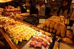 In South Korea’s ‘City of Bread,’ a Taxi Driver Builds a Rolling Bakery Tour In South Korea’s ‘City of Bread,’ a Taxi Driver Builds a Rolling Bakery Tour