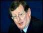 David Trimble only narrowly stays in power after leadership challenge