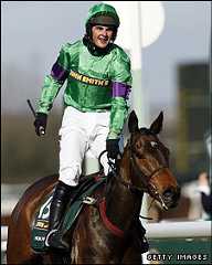 Liam Treadwell and Mon Mome