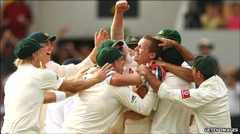 Australia players congratulate hat-trick hero Peter Siddle