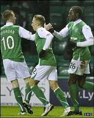 Derek Riordan congratulates Sol Bamba for his goal
