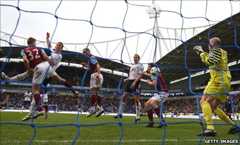 Gary Cahill's (second left) scores the first of his two goals