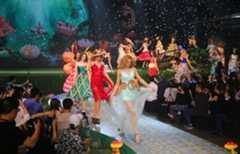 Bread-inspired creations presented at fashion show in Beijing