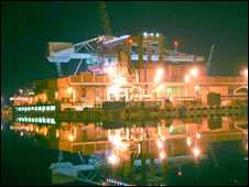 Devonport crane: Pic Royal Navy