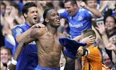Chelsea striker Didier Drogba celebrates his winner against Hull