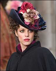 Irene Adler (Rachel McAdams) in Sherlock Holmes