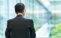 役職定年は“想像以上のショック”がある...日本企業特有の中高年への厳しさ