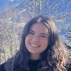 Photo of Elena Sierra