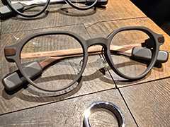 眼鏡に情報を表示するスマートグラス「Even G2」が国内発売。指輪型の専用操作デバイス「Ever R1」も登場