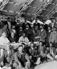 Meeting about the sale of Rotorua, Ōhinemutu, 1890