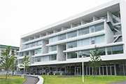 横浜市立大学