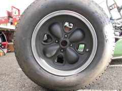 Brabham-style four stud wheels by H&H