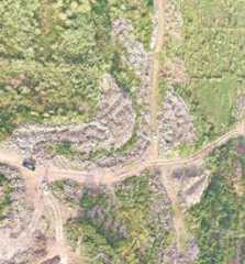 父子倆熱心“搶修”塌方路段 背后原因