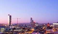 city scape of Manchester during twilight