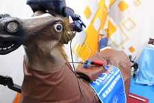 TGSで、騎手になってきました―“乗馬VRゲーム”や扇子を使った“陰陽師ゲーム”など、学生による秀逸ゲームをピックアップ!【TGS2022】 画像