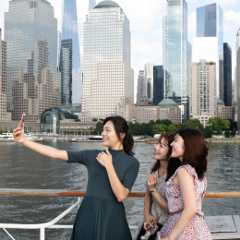 students on NYC harbor cruise
