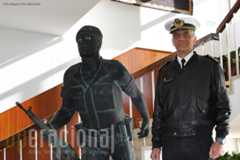 O Corpo de Fuzileiros tem como um dos seus lemas "no mar e em terra quando e onde necessário". Assim foi no passado nas campanhas de África, assim é hoje com as missões no Afeganistão e no Índico, ou nos mares da Guiné-Bissau. Assim será no futuro, garante o Contra-Almirante Picchioci, os fuzileiros de hoje estão à altura dos seus antepassados.