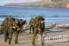 A espingarda automática e outro armamento e equipamento individual está, também nos fuzileiros, dependente de um malfadado programa sempre adiado ou cancelado.