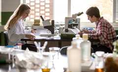 students in a lab 