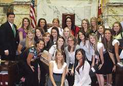 Senator Simonaire gives Chesapeake Cheerleaders tour of Senate.