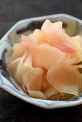 新生姜の甘酢漬け（ガリ）の写真