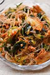 ピリ辛春雨サラダの写真