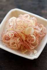 みょうがのせん切り/輪切りの写真