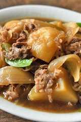 基本の肉じゃがの写真