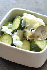 きゅうりのピクルスの写真