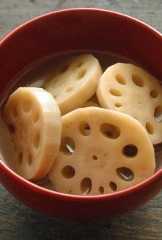 れんこんの煮物の写真