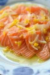 サーモンのゆずマリネの写真