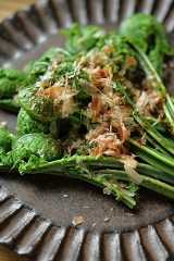 こごみのゆで方と簡単な食べ方の写真