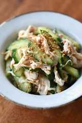 きゅうりとささみの和え物（サラダ）の写真