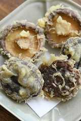 椎茸の天ぷらの写真