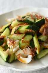 きゅうりとちくわの生姜おかかの写真