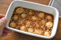 うずらの卵の醤油漬けのレシピ写真