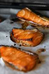 冷凍ストック＆オーブンで焼く「鮭の漬け焼き」の写真