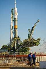 Soyuz TMA-22 on launch pad