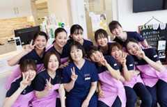 私たちが笑顔で、お子様のサポートを行います！