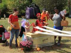 kids playing duck races