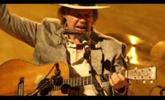 neil-young-heart-of-gold-film-still