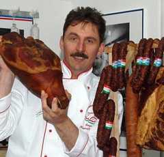 Dinya Imre kistermelő