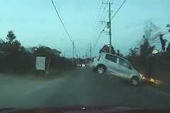 【動画】ドラレコのおかげで過失ゼロとなった事故。