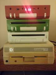 RVT-H Reader, RVT-R Reader, Wii RVL-001, and Commodore 1541C
